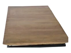 Base da mesa em madeira de mangue e metal.*Giner y colomer Hot