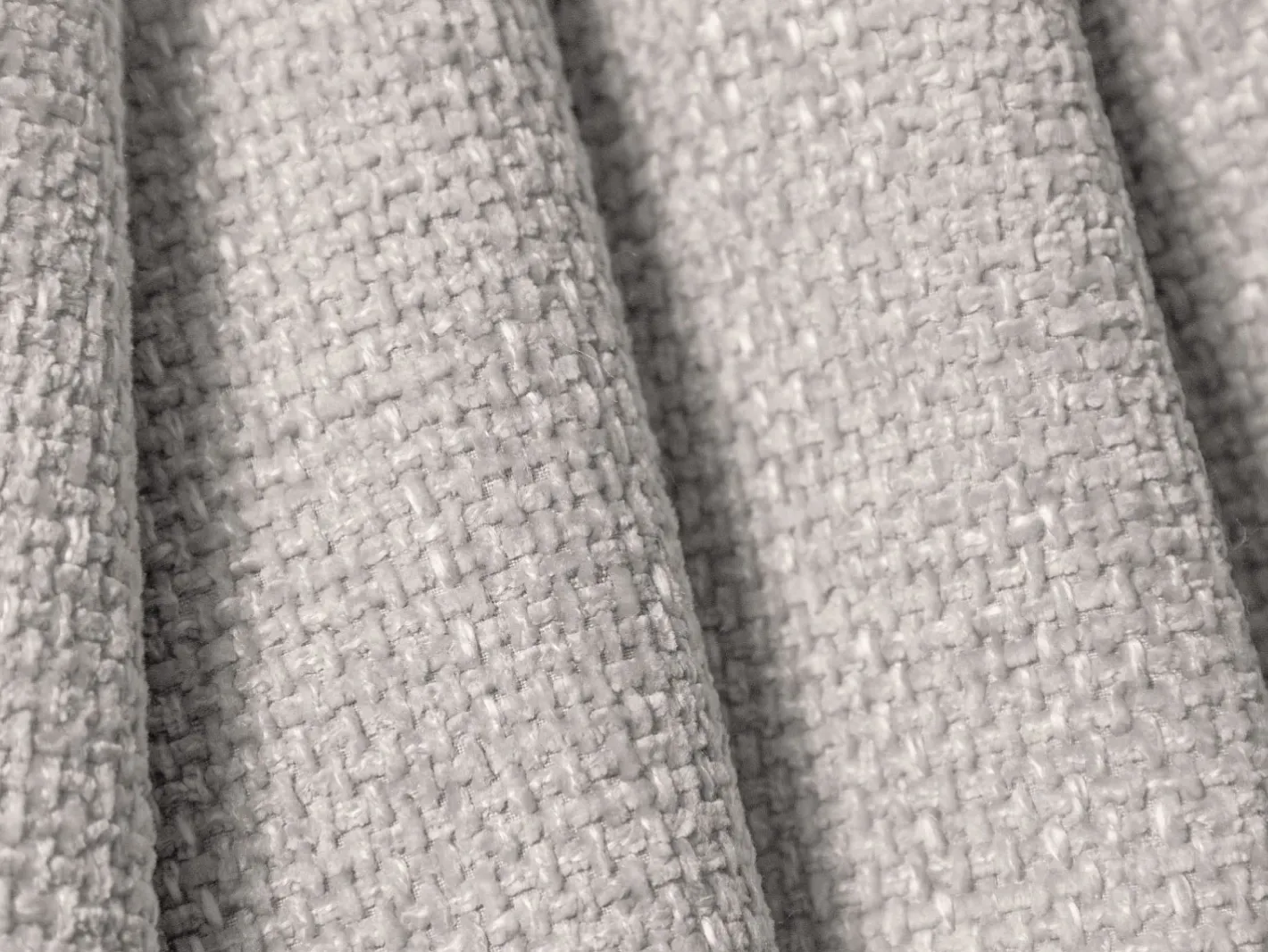 - Poltrona "Tulum" em tecido chenille cinza claro - 103x90x70cm*Cosmopolitan Design Best