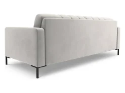 - Sofá