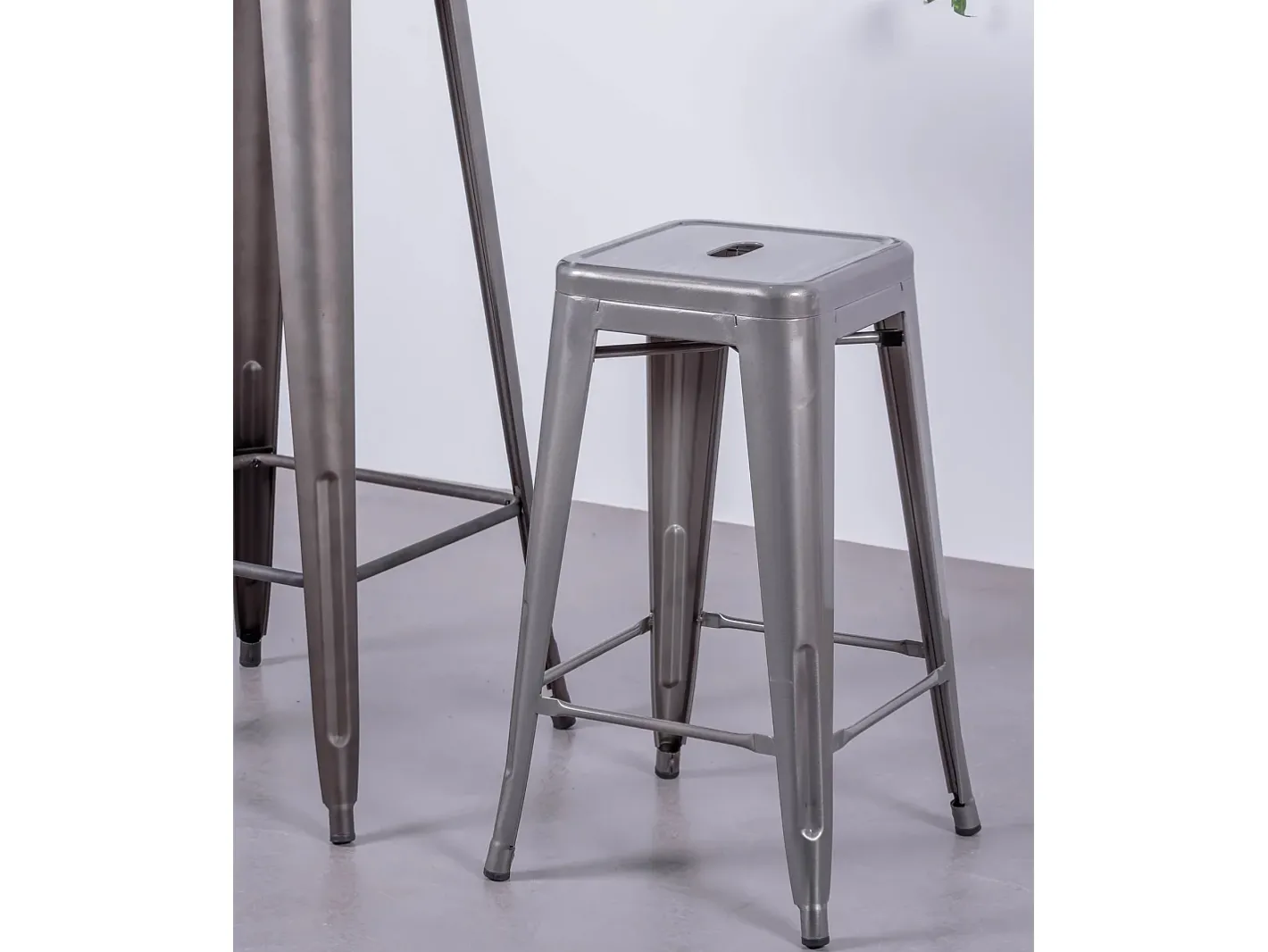 Nest Dream Banco*Lote de 4 bancos de metal com 66 cm de altura - Bistro - Metal Prateado