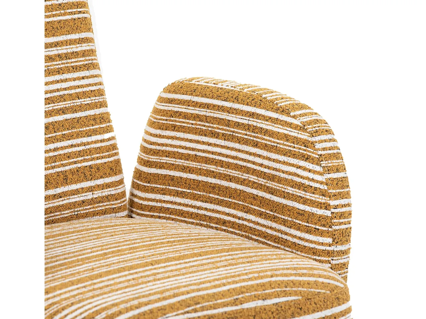 Hauss Spole Poltrona*Poltrona em tecido bouclé - Pés em madeira Amarelo mostarda