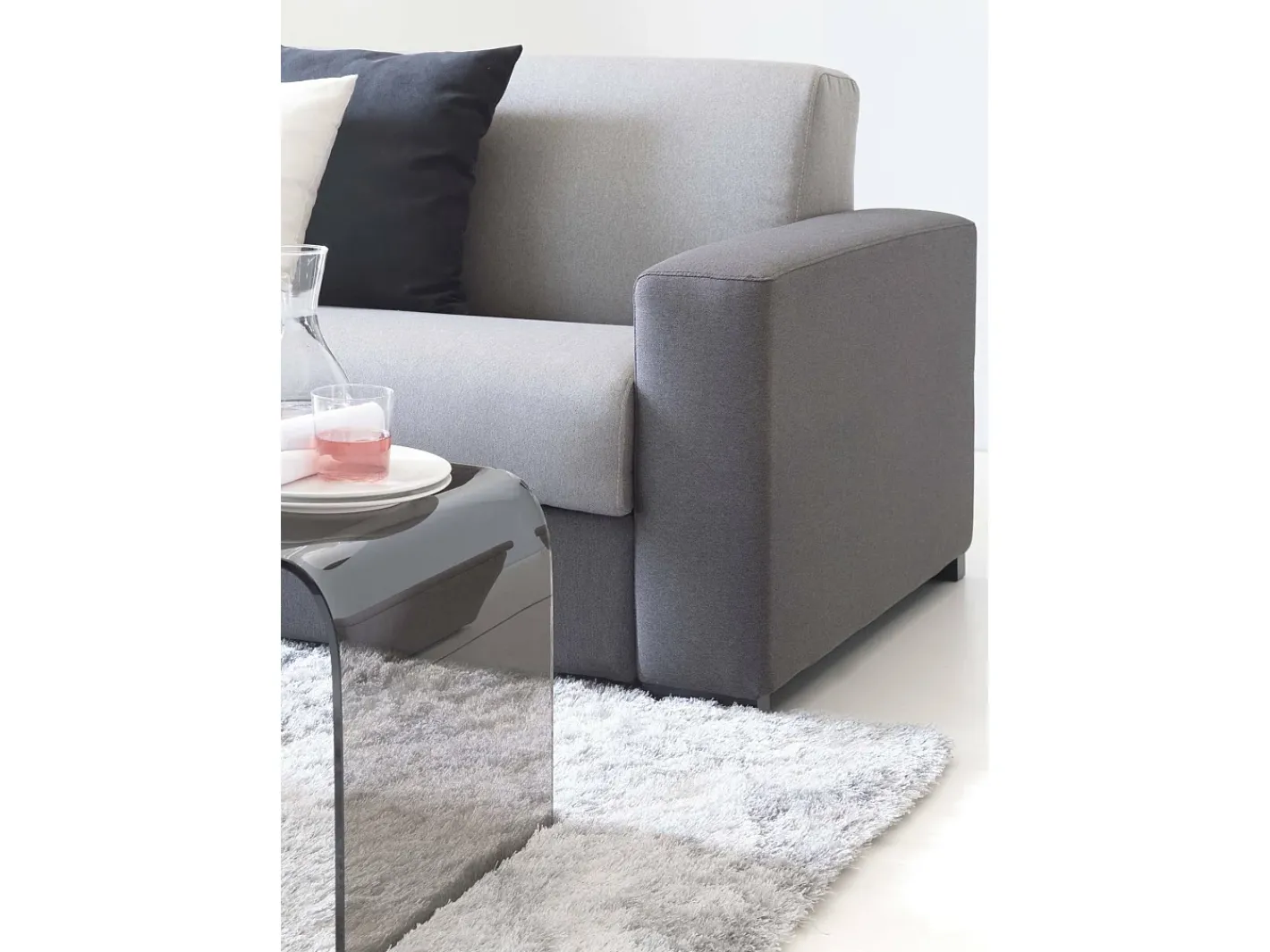 Talamo Italia Sofá*Sofá fixo Dmazzon, sofá de 2 lugares, 100% Fabricado na Itália, Sofá da sala, em tecido acolchoado, com braços finos, 160x95h90 cm, Cinza e Antracite Cinzento