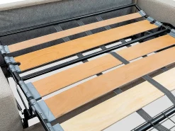 Vente-unique Sofá*Sofá-cama em tecido roxo com assento com assento de memória de forma 140 ripas largas 14cm memória de forma VIZIR Violeta