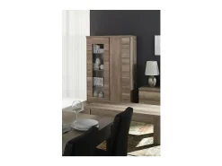 Vitrine aparador ROMI com 2 portas de correr na cor dab canyon. Móvel design ideal para a sua sala de jantar.*Meublorama Best